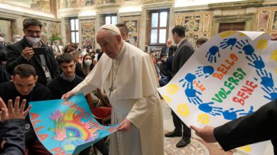 Vaticano: Pessoas com deficiência «são protagonistas» e sujeitos de «sociedade mais fraterna», diz o Papa