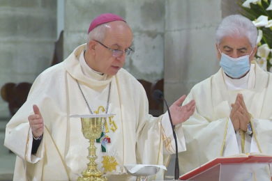 Angra: «Há que rezar para o bom êxito do processo de nomeação do novo Bispo», afirmou o núncio apostólico em Portugal