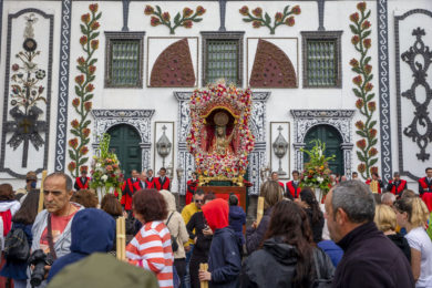 Açores: Bispo convida a entrar no Santuário do Senhor Santo Cristo dos Milagres, «lugar de acolhimento e da oração, da misericórdia e da compaixão»