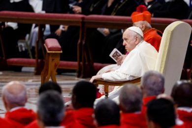 Vaticano: Papa defende Igreja aberta e acolhedora, rejeitando «vitimização» perante dificuldades
