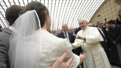 Família: Papa quer transformar preparação do Matrimónio na Igreja Católica, para evitar uniões «nulas ou inconsistentes»