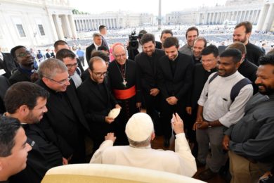 Vaticano: D. Manuel Clemente e padres ordenados em Lisboa nos últimos sete anos participaram na audiência com o Papa