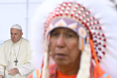 Canadá: Chefe indígena, antigo aluno de escola residencial, dá boas-vindas ao Papa
