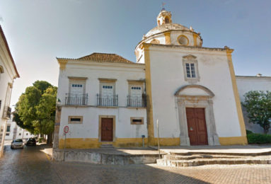 Algarve: Peddy paper visita património religioso de Tavira