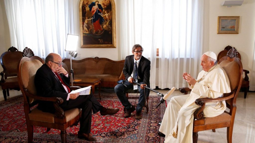 Vaticano: Papa reafirmou desejo de ir à Rússia e à Ucrânia, «servir a causa da paz»