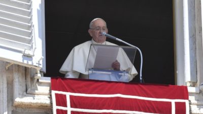 Vaticano: Papa denuncia «ganância», num mundo «onde poucos têm muito e muitos têm pouco ou nada»