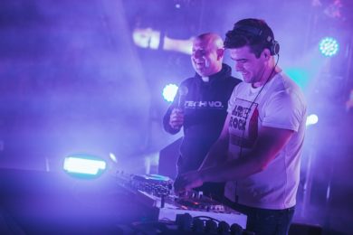 Música: «Quero chegar aos jovens que estão fora da Igreja, os que vão aos festivais e ouvem música techno» - padre Guilherme Peixoto