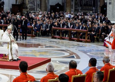 Vaticano: «Um cardeal ama a Igreja, sempre com o mesmo fogo espiritual», diz Francisco (c/vídeo e fotos)