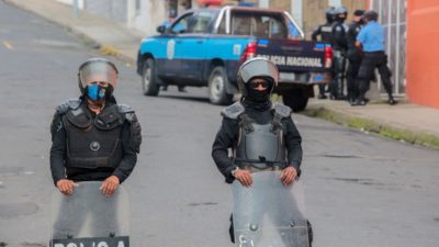 Nicarágua: Polícia força entrada em Paço Episcopal e coloca bispo em prisão domiciliária