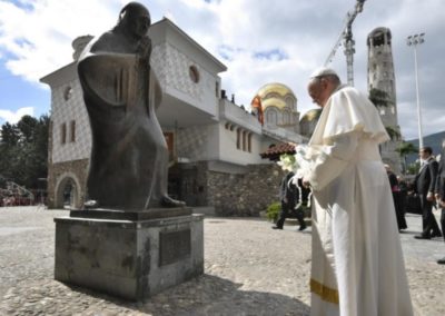 Vaticano: Papa lembra «sorriso» de Madre Teresa de Calcutá, ao serviço do outro