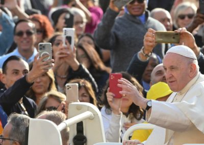 Vaticano: Falar a Deus como um «amigo», o segredo do Papa para superar dúvidas