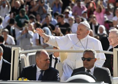 Vaticano: Papa afirma que para «boas decisões» é preciso «ouvir o coração»