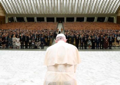 Finanças: Papa pede transformação nos serviços de consultoria, para combater desigualdades