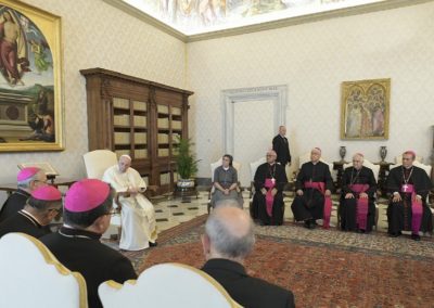 Vaticano: Papa suprime fundação para a América Latina e cria fundo de solidariedade