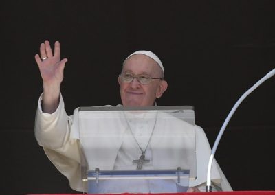 Vaticano: Papa diz que dinheiro deve «gerar amor fraterno e amizade social»
