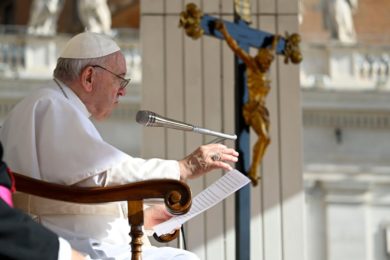 Vaticano: Papa condena ataques na República Democrática do Congo