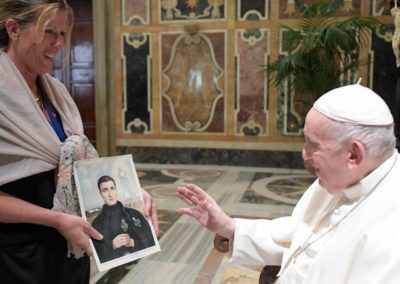 Vaticano: Papa pede atenção para validar «fama de santidade» de candidatos aos altares