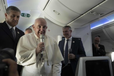 Vaticano: Papa pede a políticos libaneses que superem impasse político e respondam às necessidades da população