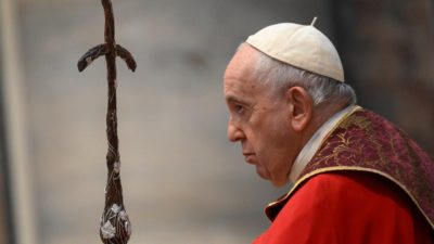 Vaticano: Papa apresenta «misericórdia para com os pobres e os descartados» como critério definitivo de julgamento dos cristãos