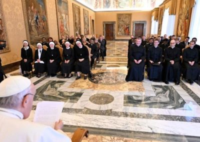 Vaticano: Papa Francisco pede «construtores de pontes», que «fujam do protagonismo mundano» e respeitem «consciência humana»