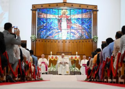 Barém: Papa elogia minoria cristã e pede que seja sempre «a favor do diálogo»