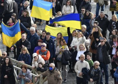Vaticano: Papa renovou apelo de paz para a «querida e martirizada Ucrânia»