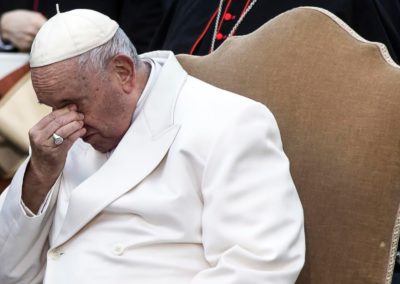 2022: O ano em que o Papa chorou (c/vídeo)