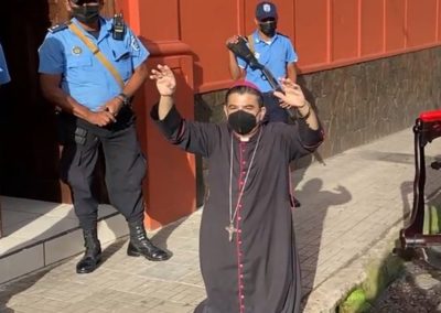 Nicarágua: Bispo de Matagalpa em prisão domiciliária