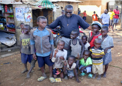 Uganda: Missionário Comboniano resgata crianças da rua na capital do país