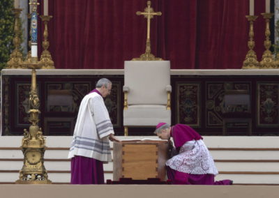 Bento XVI: Papa emérito deixou encíclicas «surpreendentes» com uma leitura teológica «bastante aberta ao mundo contemporâneo»