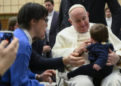 Vaticano: «Não se pode falar de Jesus sem alegria», diz o Papa
