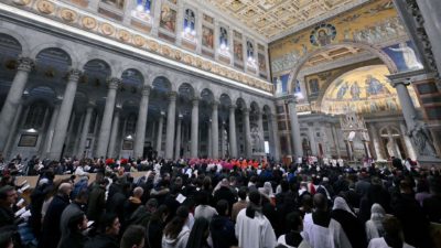 Ecumenismo: Francisco critica «guerras e ações violentas empreendidas por quem se professa cristão»