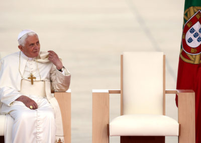Bento XVI: Parlamento português aprovou voto de pesar pela morte do Papa emérito