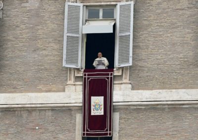 Vaticano: Papa pede católicos centrados na misericórdia, sem condenações ou julgamentos
