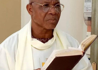 Burquina Faso: Sacerdote católico assassinado em região de «violência terrorista»
