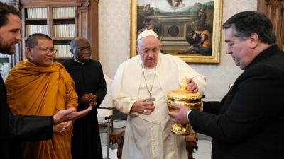 Vaticano: «Pobreza e a falta de respeito pela dignidade dos marginalizados causam muito sofrimento» - Francisco