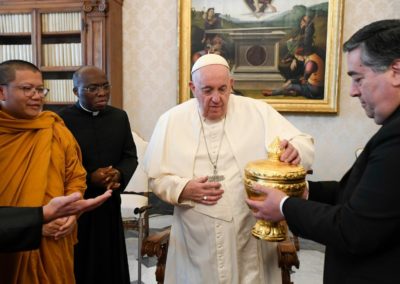 Vaticano: «Pobreza e a falta de respeito pela dignidade dos marginalizados causam muito sofrimento» - Francisco