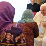 Vaticano: Papa sublinha papel das mulheres no diálogo entre religiões e construção da paz