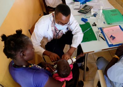 Uganda: Combonianos dão vida a frente missionária nos cuidados de saúde (c/vídeo e fotos)