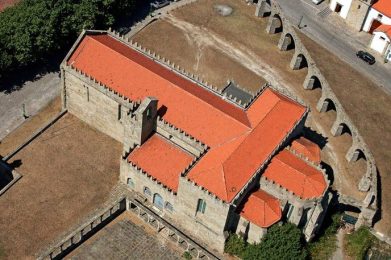 Património: Assinatura de protocolo para reabilitar a Igreja de Santa Clara, em Vila do Conde