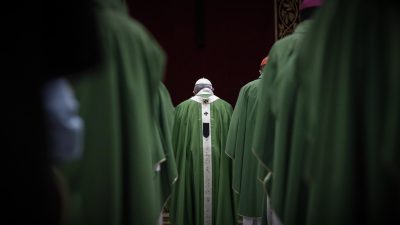 Vaticano: «Igreja não pode tentar esconder a tragédia dos abusos» - Papa Francisco (c/vídeo)