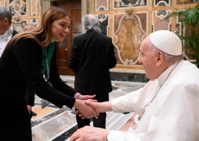 Igreja/Sociedade: «Não deixemos sem voz as mulheres», pediu o Papa, incentivando a denunciar «com veemência as injustiças»