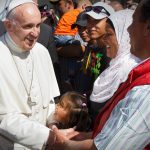 Vaticano: Papa vai escrever mensagem sobre direito a «migrar ou permanecer» na própria terra