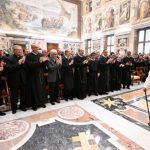 Vaticano: Papa rejeita «moral fria» e pede que se fale a «linguagem do povo»