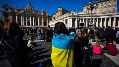 Vaticano: «Beleza de Jesus não aliena os discípulos da realidade», diz o Papa