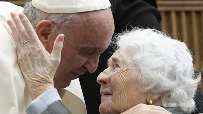 Francisco/10º aniversário: Agência ECCLESIA convida à partilha de