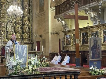 JMJ 2023: Ícone mariano, símbolo da Jornada Mundial da Juventude, levou anúncio da Páscoa aos céus de Coimbra