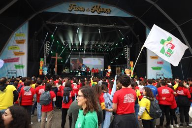 Aveiro: «Festa da Juventude» na Feira de Março concluiu peregrinação dos símbolos da JMJ na diocese (c/fotos)