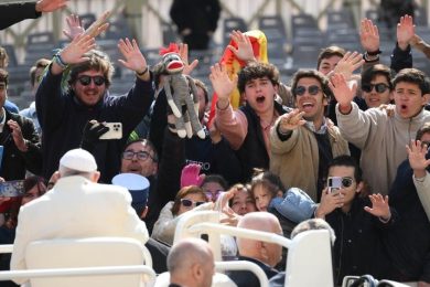 Vaticano: Papa recebeu jovens participantes no Encontro Internacional «Univ 2023»