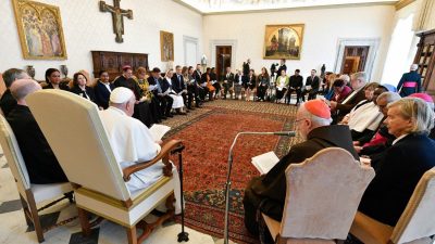 Vaticano: Comissão para a Proteção de Menores define nova estratégia e cria fundo para vítimas de países pobres